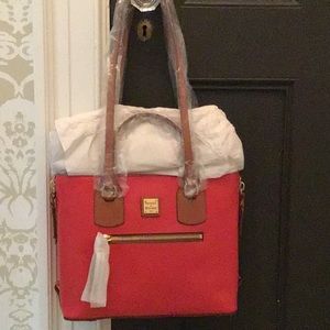 NWT Dooney & Bourke Leather Handbag